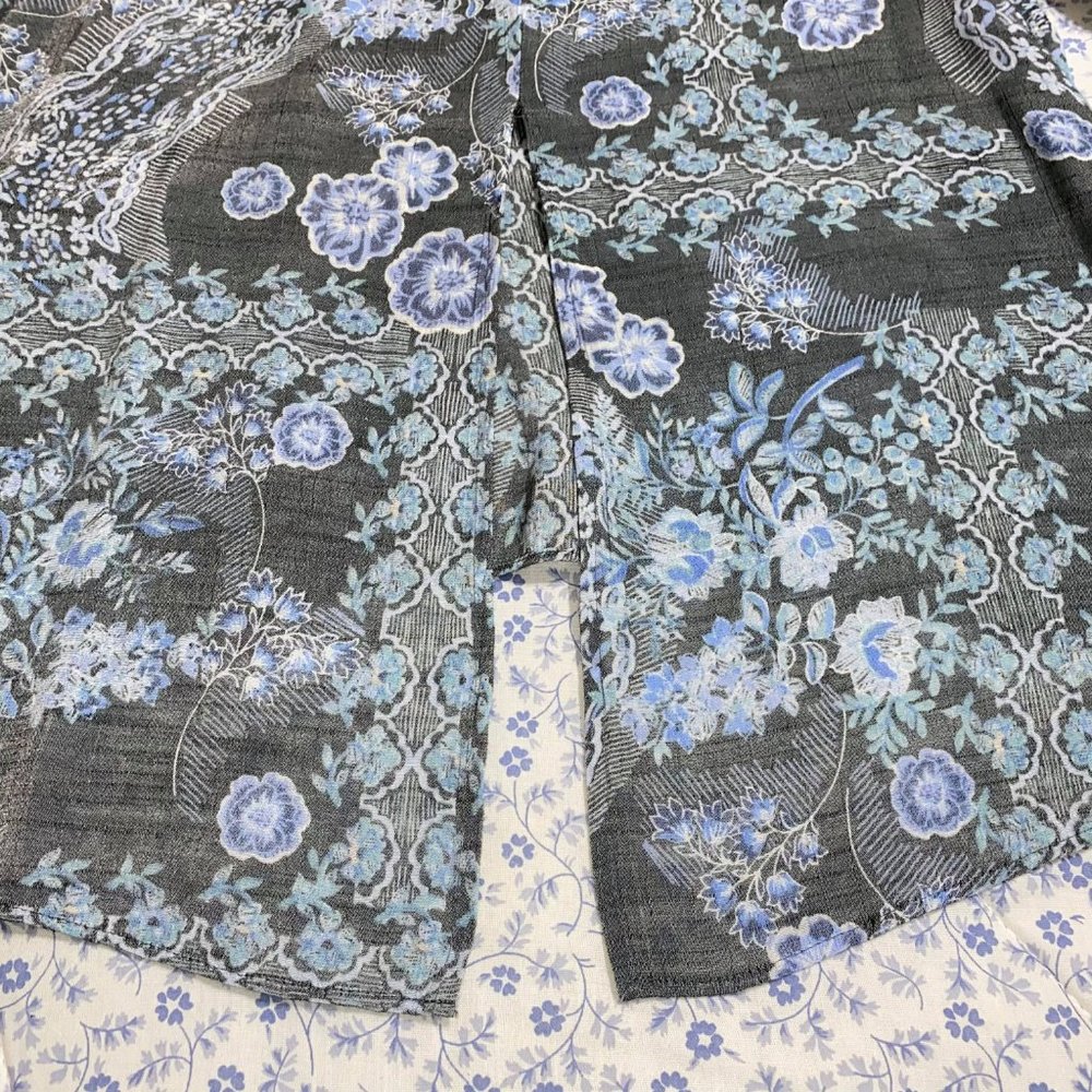 3/$25 Lauren Conrad Women's Bell Sleeves Blouse Floral Size L - Picture 7 of 9